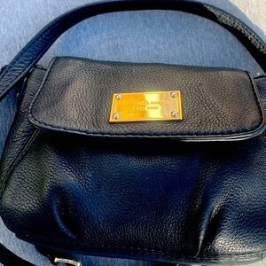 Michael Kors Half Dome Pebbled black 
Leather Small Crossbody Bag Gold Tone